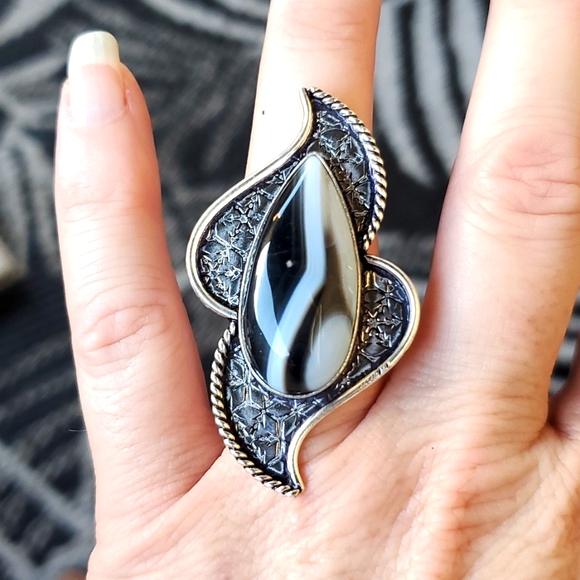 New Oversized Banded Agate 925 Silver Statement Ring. - Picture 2 of 11